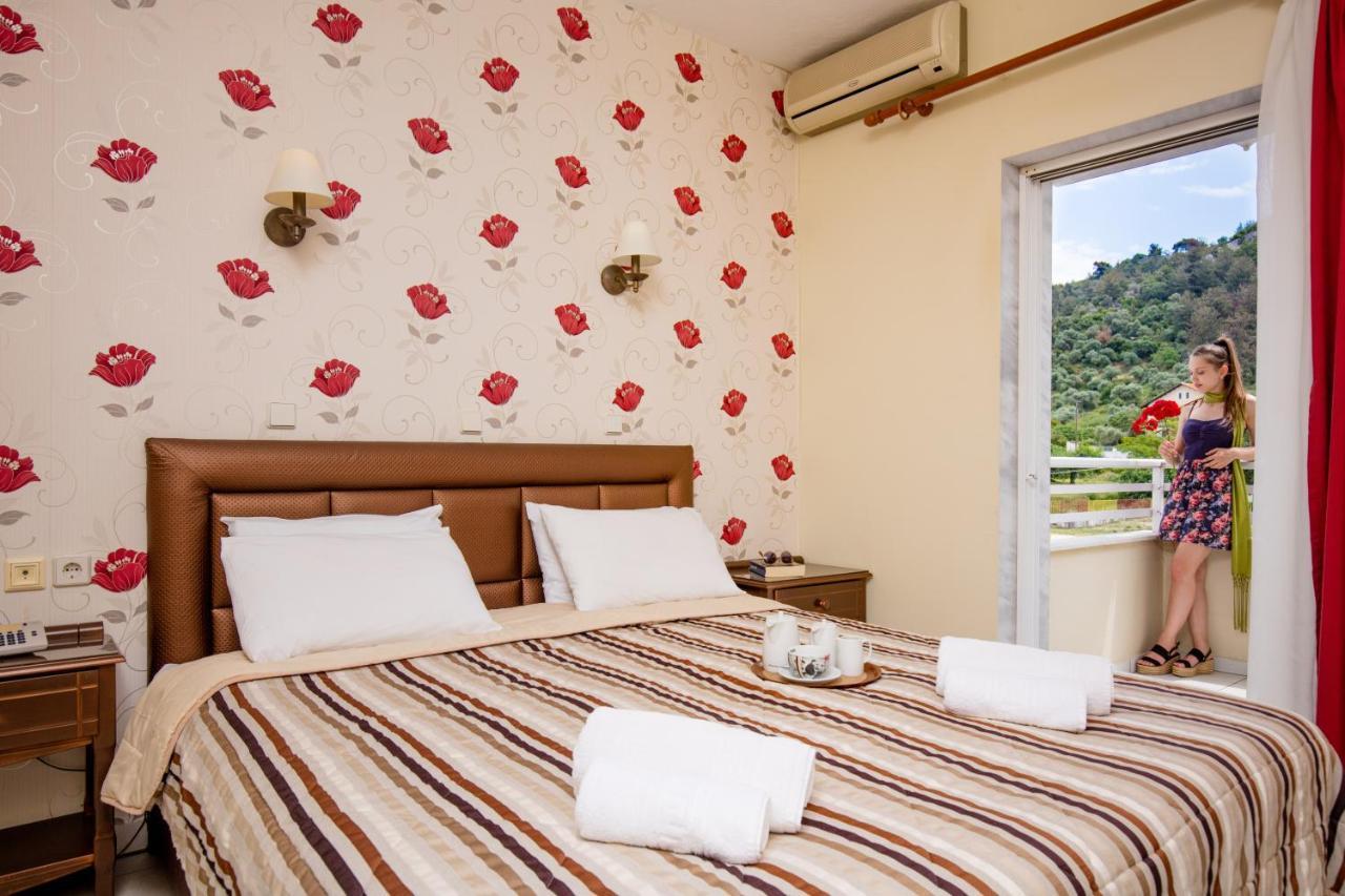 Philoxenia Inn Thassos Exteriör bild